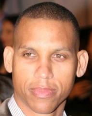 reggie-miller-ears.jpg